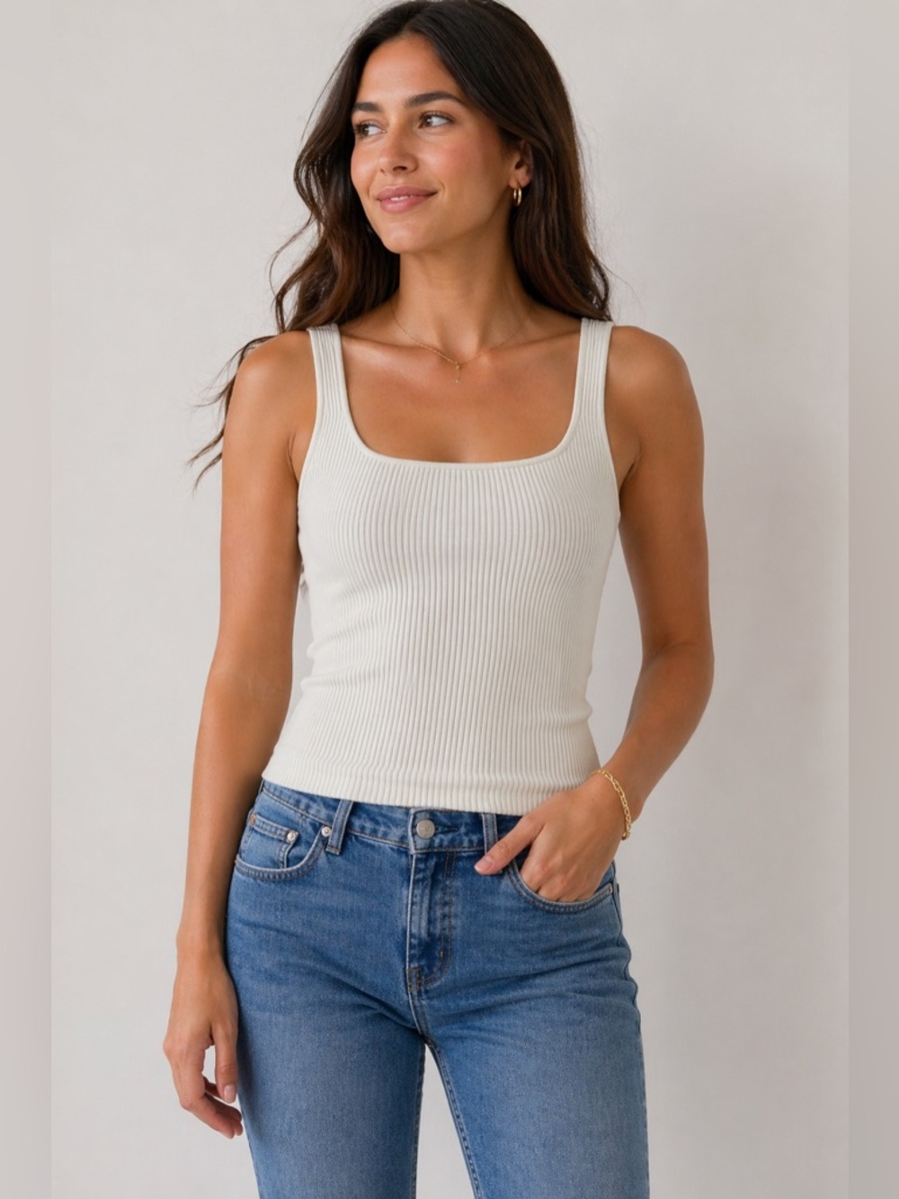 SLIM2 Ivory Ribbed Tank Top Size L Scoop Neck Wide Strap Fitted Minimalist